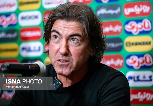 ساپینتو: نمی‌توانیم به تنهایی با همه مشکلات بجنگیم/ دومین بار است این داور پنالتی نمی‌گیرد