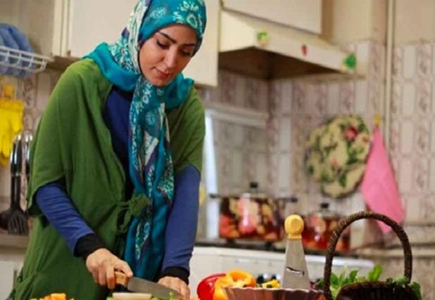 وقتی کار زنان خانه‌دار در اقتصاد دیده نمی‌شود