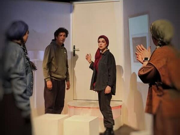 «پروانه الجزایری»؛ تجربه مرگ، زندگی و تولد دوباره در آینه یک نمایش