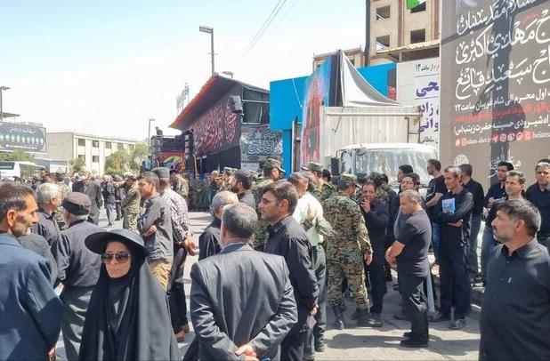 میدان بسیج مشهد آماده تشییع از پیکر شهدای حملات رژیم صهیونیستی