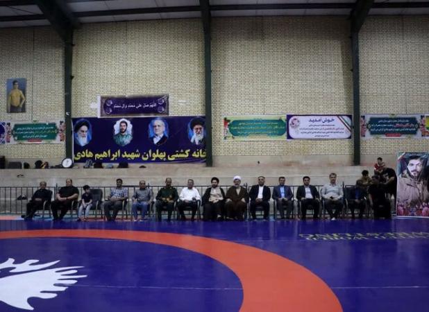 زیرساخت‌های ورزشی در شهرستان دشتی تقویت می‌شود