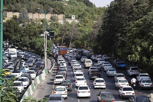 جزئیاتی از ترافیک صبحگاهی معابر و بزرگراه‌های تهران