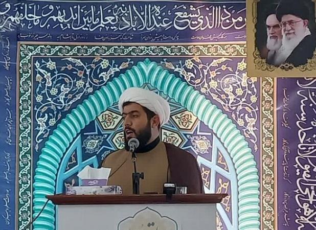 تقوا سلاح مؤمن در برابر جنگ روانی دشمن است