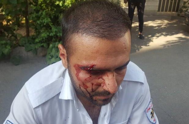 حمله به کارشناس اورژانس در محله ستارخان