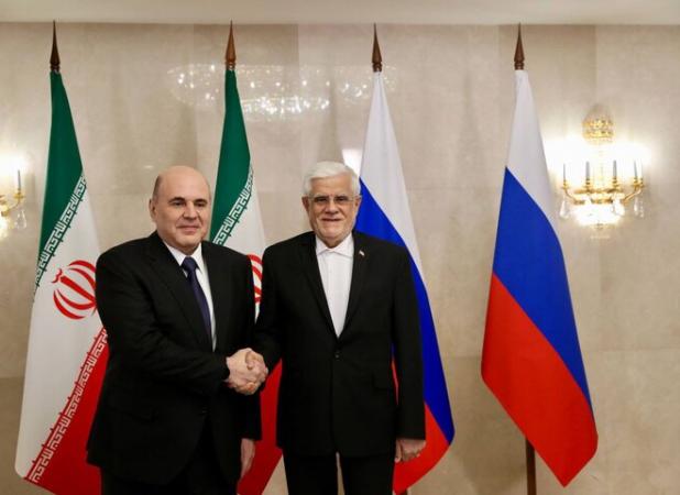 دیدار عارف با نخست وزیر روسیه