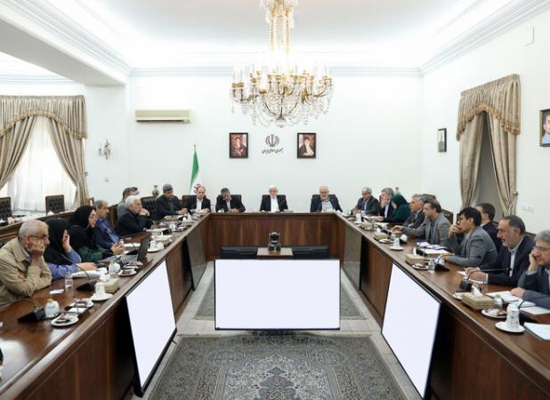 عارف: از ظرفیت دانشگاه‌ها برای مدیریت و اصلاح مصرف آب استفاده می‌کنیم