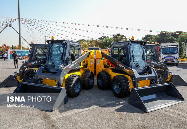 جذب ۵۵۰ دستگاه ماشین‌آلات و توزیع ۹۰۰۰ تن قیر بین شهرداری‌های استان کرمان