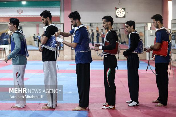 اردوی مشترک تکواندوکاران ویتنام در تهران