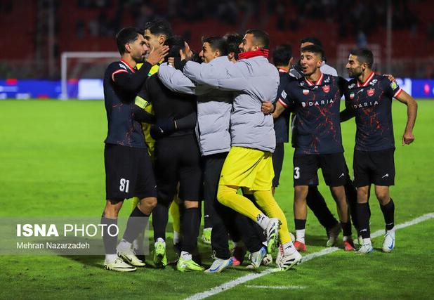 برتری پرسپولیس مقابل مس رفسنجان در نیمه نخست