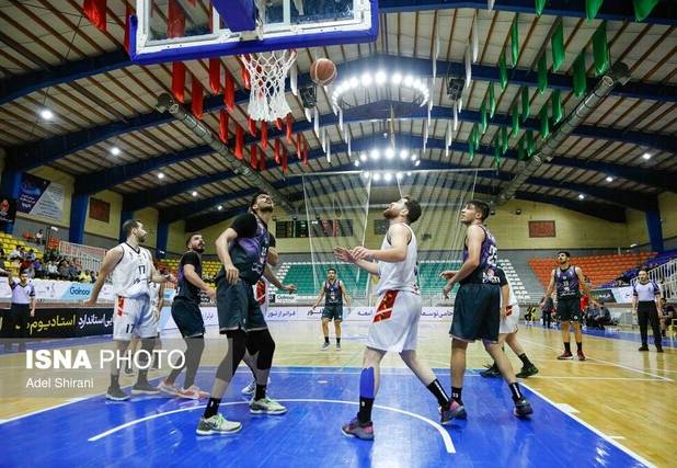 بازیکن تیم بسکتبال گلنور: اشتباهات‌مان در فاز حمله عامل شکست مقابل استقلال