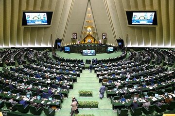 طعنه سنگین جمهوری اسلامی به نمایندگانی با ۸هزار رأی