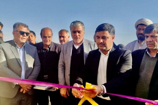 بهره‌برداری از ۸ واحد گلخانه‌ای جدید در شهرستان زهک