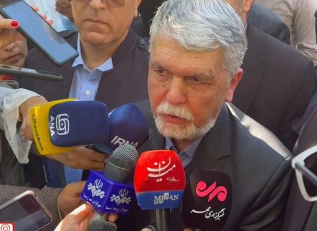 وزیر ارشاد: تئاتر خیابانی مریوان تابلوی تئاترهای خیابانی کشور است