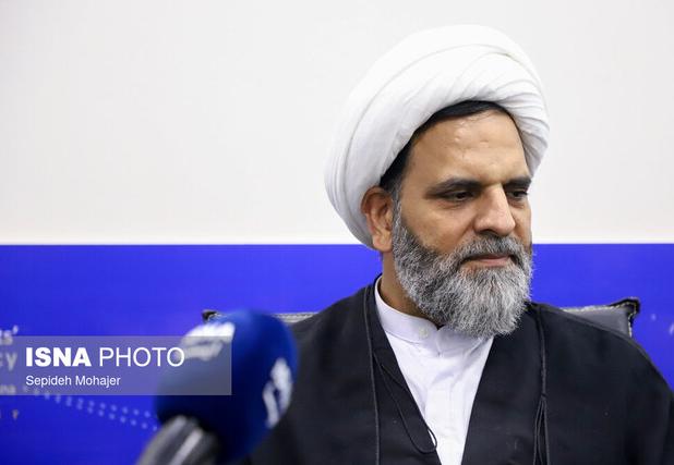 باید شأن واقعی امامزاده محمد محروق(ع) را به جامعه معرفی کنیم