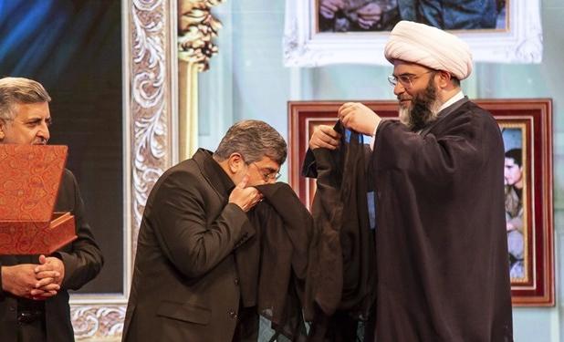 تجلیل از محمدرضا طاهری و ۲۶ برگزیده دیگر در اختتامیه کنگره نوحه
