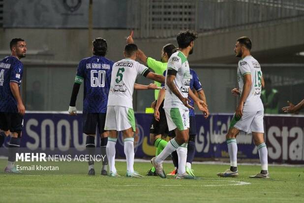 گل گهر مصاف جنجالی با آلومینوم را پیروز شد