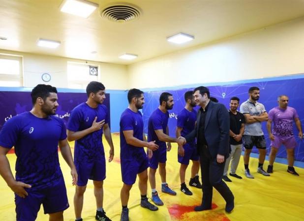 بازدید دنیامالی از اردوی تیم‌های ملی ناشنوایان