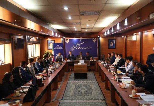 یک مسئول در آموزش و پرورش فارس: چاپ و تحویل تائیدیه تحصیلی به افراد ممنوع است