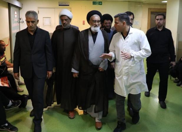 عیادت امام جمعه و استاندار از مجروحان تجاوز صهیونیستی در قم