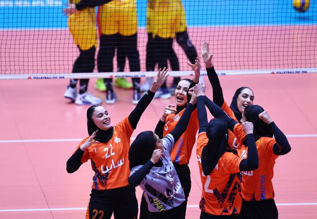 آغاز لیگ برتر والیبال زنان با برد مدافع قهرمانی