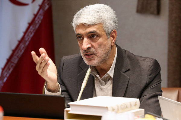 ارائه آموزش‌های بهداشتی به زائران خارجی در مراسم اربعین حسینی
