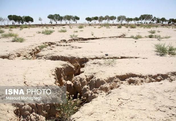 توسعه پایدار بر بستر خاک ناسالم ممکن نیست/ فرسایش خاک در سیستان و بلوچستان شدت بالایی دارد