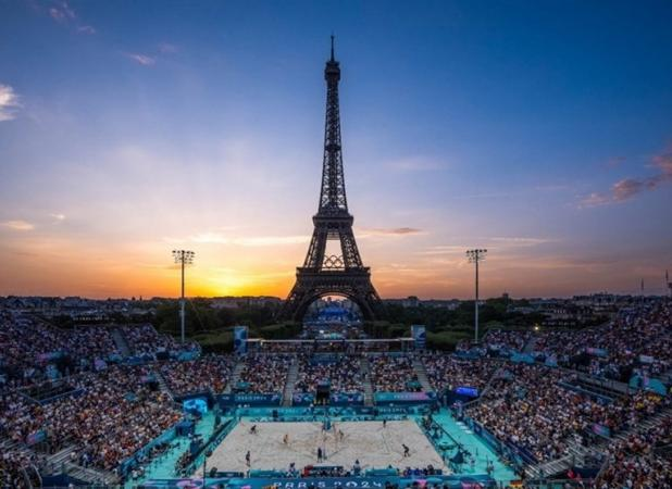 فدراسیون جهانی والیبال ۷۸ ساله شد