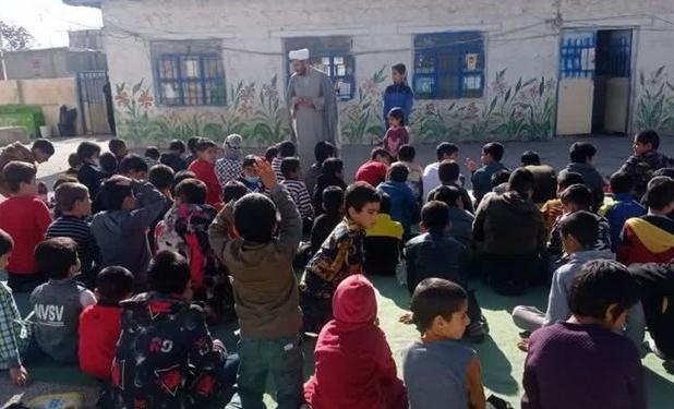 طلبه‌ای که با ماهی 2 میلیون تومان حقوق، مسجدی را بعد از 5 سال تعطیلی احیا کرد+عکس