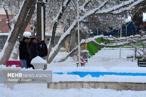 رحمان نیا: سامانه بارشی از روز سه شنبه وارد استان زنجان می شود