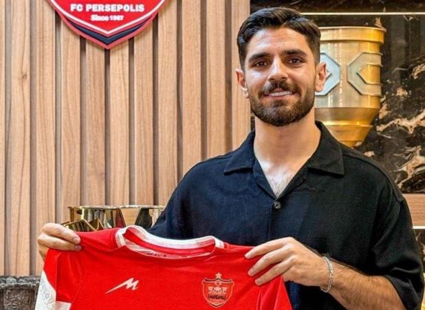 تمدید قرارداد عمری با پرسپولیس