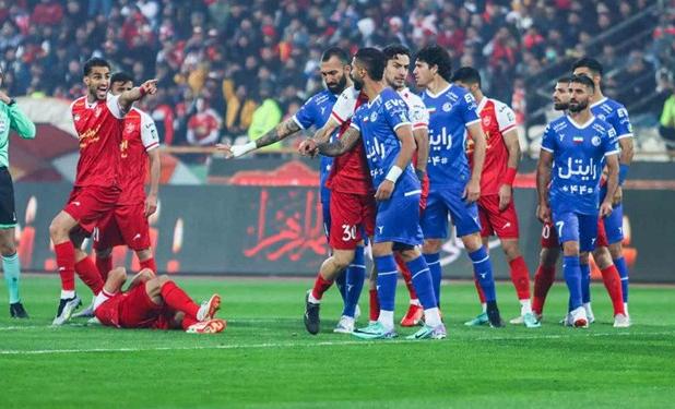 انگشت اتهام پرسپولیس به سوی بازیکن استقلال