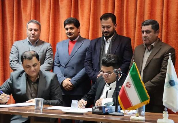 سپیدان، در مسیر تقویت سرمایه‌گذاری تولید و گردشگری/ افتتاح پروژه‌های اقامتی تا دهه فجر