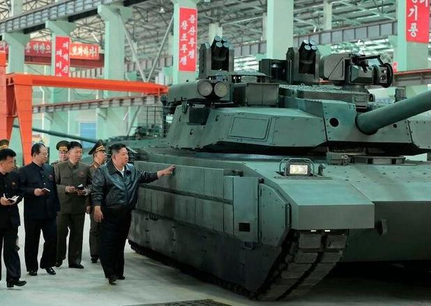 بازدید کیم جونگ اون از کارخانه «کلیدی» ساخت تانک کره‌ای