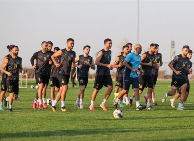 غایبان سپاهان مقابل استقلال خوزستان؛ ۱+۲ بازیکن
