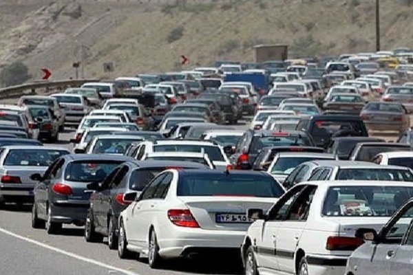 ترافیک سنگین در آزادراه های زنجان حاکم است؛ افزایش تلفات جاده ای