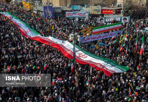 تجدید بیعت مردم قم با رهبر معظم انقلاب