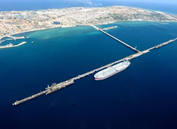 بیکاری جوانان در خارگ هیچ توجیهی ندارد؛ انتقاد از برخی شایعات