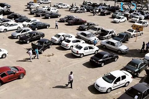 نوسان  قیمت‌ها، بازار خودرو را به رکود کشانده است