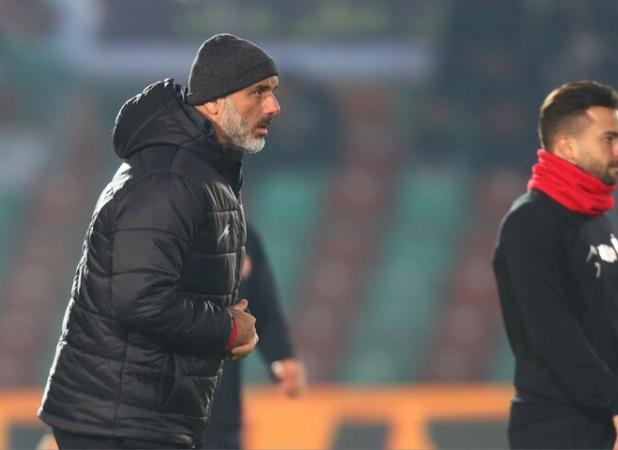 پایان شایعه بازگشت یک مربی به پرسپولیس