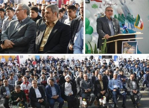 "زنگ مهر" با حضور وزیر بهداشت در منطقه ۱۴ نواخته شد