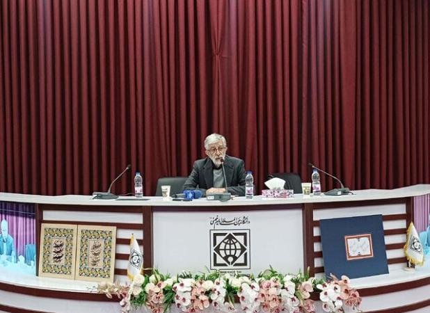 رئیس بنیاد سعدی: دانشجویان خارجی سفیرانی برای معرفی ایران هستند