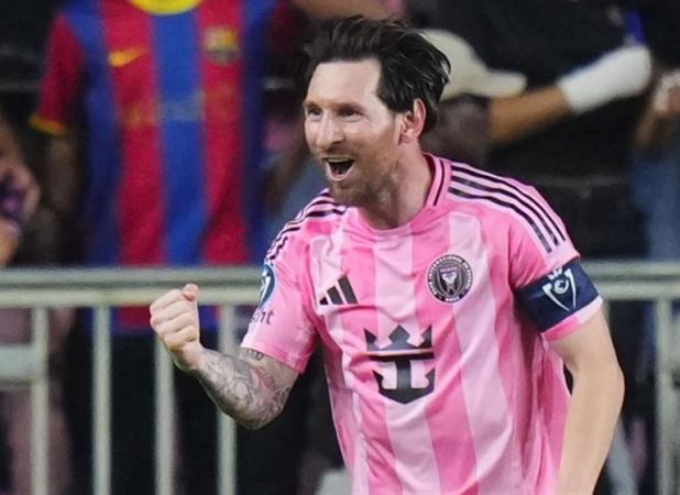 مسی با 16 گل برترین گلزن فصل جاری MLS شد