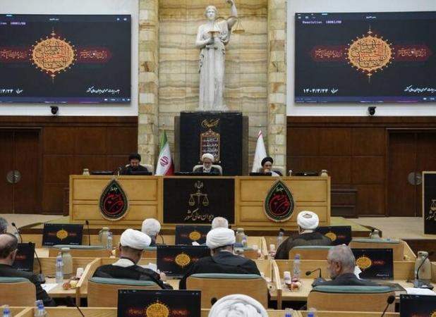 بلاتکلیف ماندن پرونده قضایی بیش از یک سال در شعب غیرقابل توجیه است