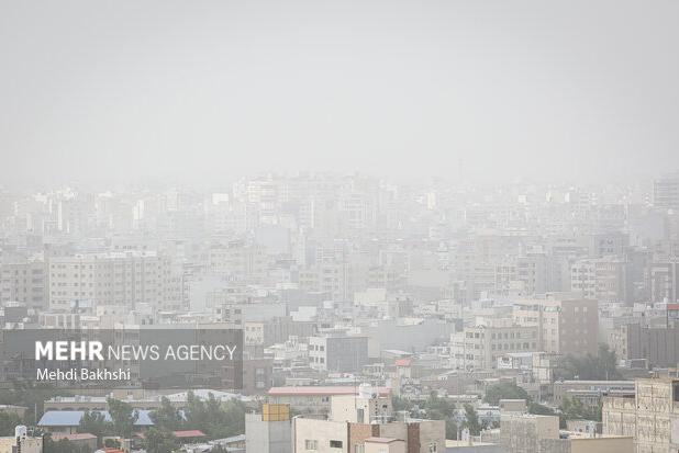 ورود توده گرد و غبار به استان زنجان