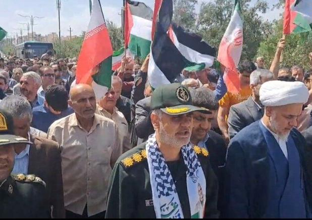 راهپیمایی حمایت نمازگزاران ساوجی از مردم بی دفاع غزه