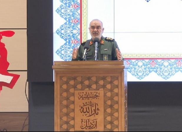 پاسداران در صحنه نبرد ثابت کردند که اسلام در برابر کفر تسلیم نیست