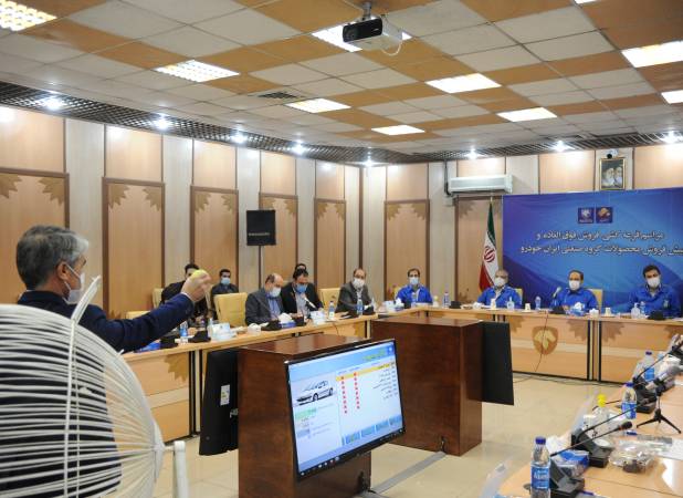 مراسم قرعه کشی دو طرح فروش ایران خودرو برگزار شد