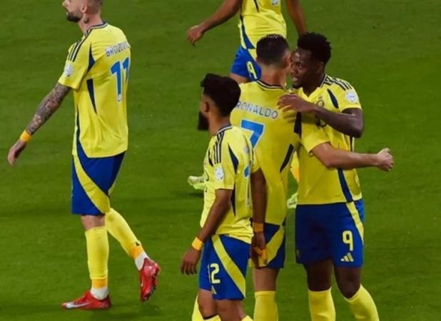 مذاکره النصر با سرمربی کامرون