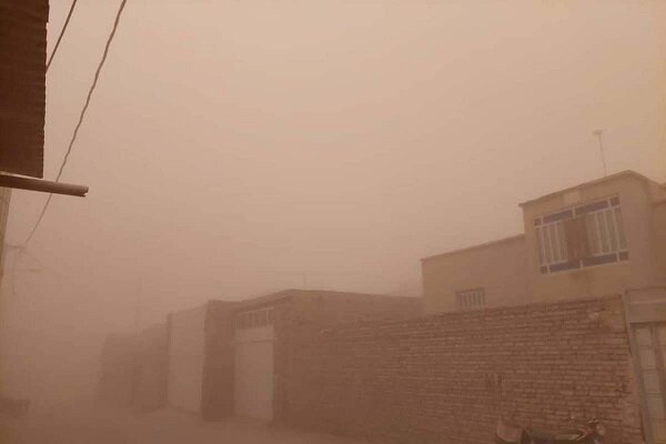 شدت گیری طوفان با سرعت بیش از ۱۰۰ کیلومتر بر ساعت در زابل