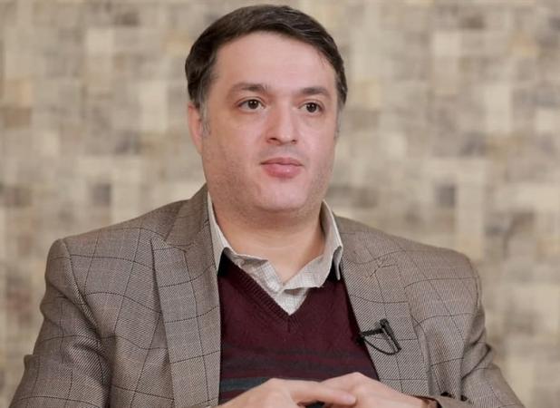 قوچانی: کارگزاران با چهره‌هایی همچون ناطق و لاریجانی هم دیدار خواهد کرد/ جبهه اصلاحات فاقد راهبرد مشخصی است